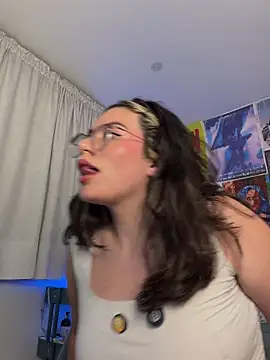 Snapshot of Katheerine chatting on March 2026 03:02:01 AM Katheerine online show from March 2026 03:02:01 AM