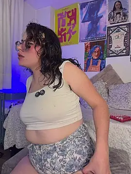 Snapshot of Katheerine chatting on March 2026 01:53:01 AM Katheerine online show from March 2026 01:53:01 AM