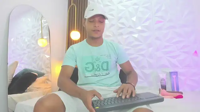 Ricky Owens1 online show from October 2025 02:05:02 PM