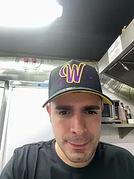 Snapshot of joseemontilla chatting on January 2026 07:56:02 PM joseemontilla online show from January 2026 07:56:02 PM