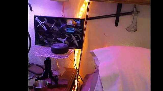 Pussyeat2please online show from November 2025 07:25:01 AM