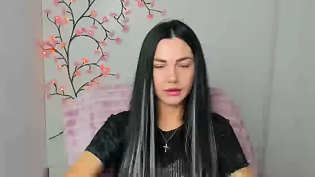 Lune Moon online show from March 2026 05:30:02 AM