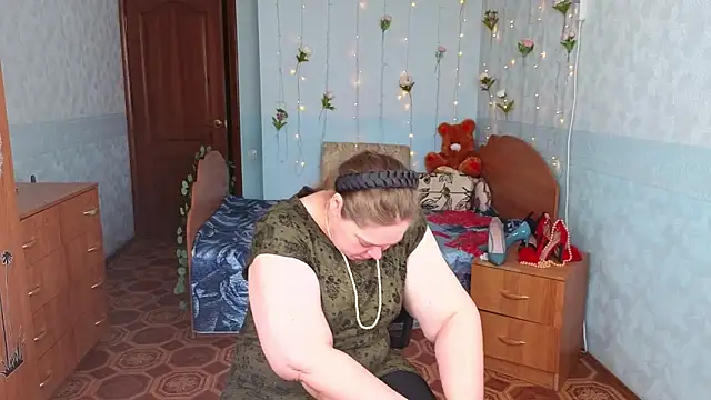 Audrey Aura online show from September 2025 05:30:01 AM