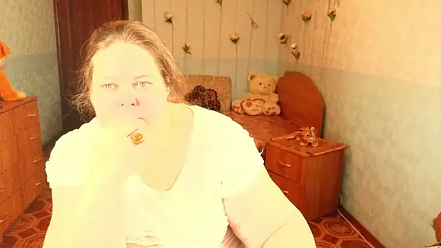 Audrey Aura online show from December 2025 05:12:02 AM