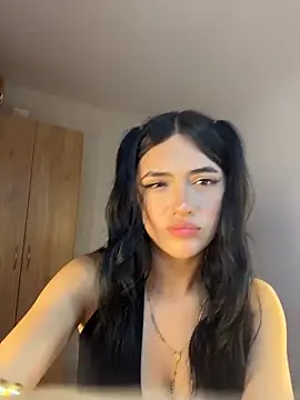 Snapshot of mandy222_ chatting on April 2026 05:52:01 AM mandy222 online show from April 2026 05:52:01 AM