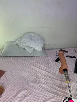 Snapshot of SamantaKane chatting on March 2026 08:19:01 AM SamantaKane online show from March 2026 08:19:01 AM