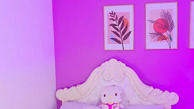 Snapshot of SamantaKane chatting on April 2026 04:06:02 AM SamantaKane online show from April 2026 04:06:02 AM