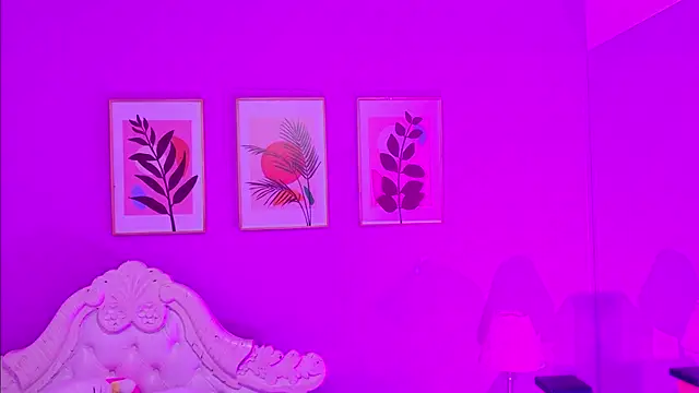 Snapshot of SamantaKane chatting on April 2026 03:55:01 AM SamantaKane online show from April 2026 03:55:01 AM