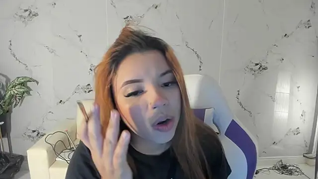 scarlett enjoy1 online show from September 2025 12:30:01 PM