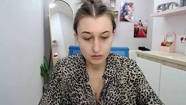 muriel elvin online show from October 2025 09:18:01 AM