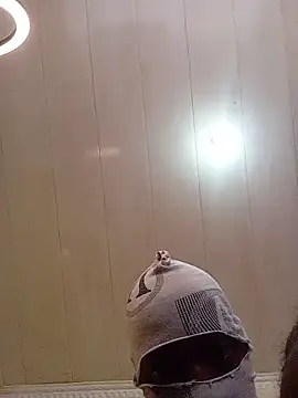 Snapshot of MillanoVenicasa chatting on March 2026 11:16:01 AM MillanoVenicasa online show from March 2026 11:16:01 AM