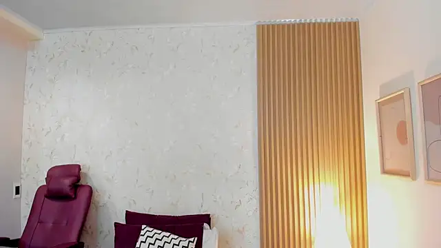 Snapshot of bellarivera_ chatting on November 2025 12:18:01 PM bellarivera online show from November 2025 12:18:01 PM