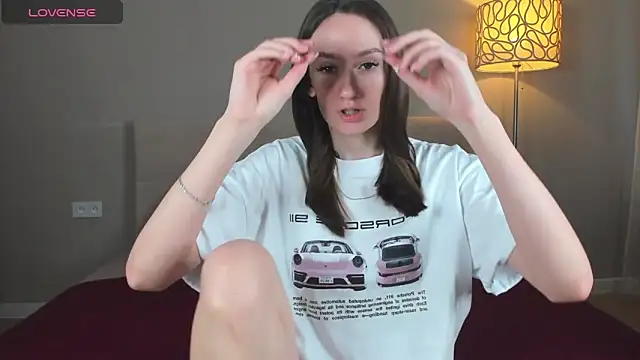 Snapshot of cutienaughtygirl chatting on April 2026 09:32:01 AM cutienaughtygirl online show from April 2026 09:32:01 AM