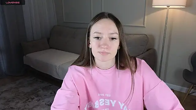 Snapshot of cutienaughtygirl chatting on May 2026 08:31:01 AM cutienaughtygirl online show from May 2026 08:31:01 AM