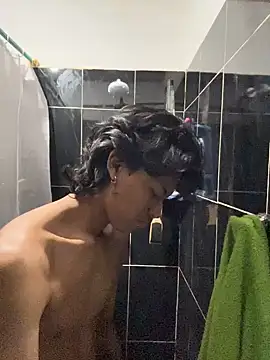 dreyk20 online show from April 2026 02:11:02 PM