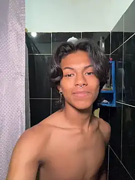 dreyk20 online show from April 2026 07:18:01 PM