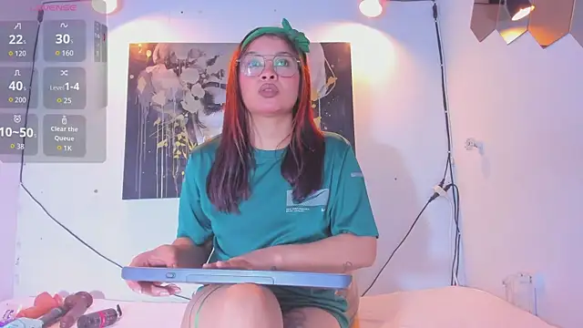 Karlaliones69 online show from March 2026 12:28:01 PM