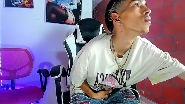 Snapshot of briamhoconor_xh chatting on March 2026 02:59:02 AM briamhoconor xh online show from March 2026 02:59:02 AM