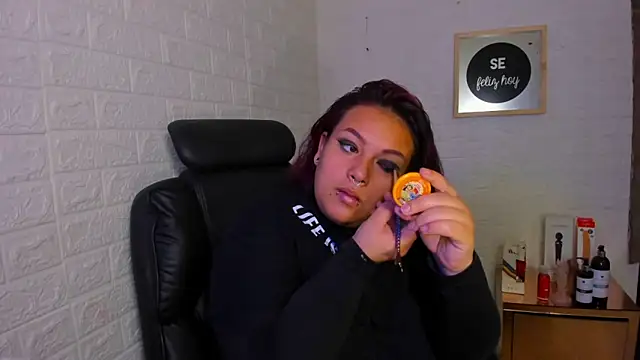 Snapshot of Arthemisa_tay69 chatting on November 2025 02:33:02 AM Arthemisa tay69 online show from November 2025 02:33:02 AM