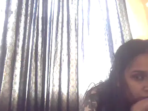 Snapshot of cute_indianxo chatting on September 2025 06:26:02 AM cute indianxo online show from September 2025 06:26:02 AM