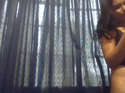 Snapshot of cute_indianxo chatting on October 2025 01:12:02 PM cute indianxo online show from October 2025 01:12:02 PM