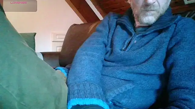 Vrenico-SC online show from October 2025 03:25:02 PM