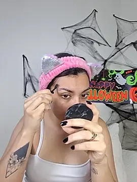 AmaiaSalvatore online show from October 2025 09:38:02 PM