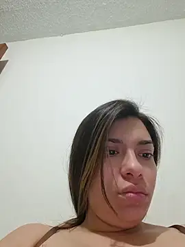 Snapshot of AmaiaSalvatore chatting on March 2026 12:03:02 AM AmaiaSalvatore online show from March 2026 12:03:02 AM