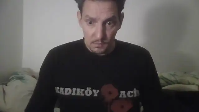 Snapshot of ARTANIS20 chatting on April 2026 03:08:02 AM ARTANIS20 online show from April 2026 03:08:02 AM