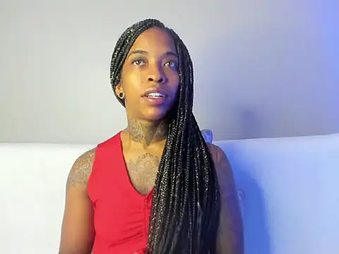 Snapshot of Pauline_Fox chatting on September 2025 01:49:01 AM Pauline Fox online show from September 2025 01:49:01 AM