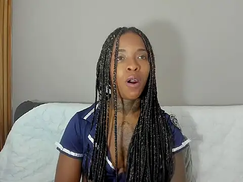 Snapshot of Pauline_Fox chatting on September 2025 10:31:02 AM Pauline Fox online show from September 2025 10:31:02 AM