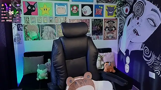 Snapshot of Yuhwan_ chatting on November 2025 08:18:01 PM Yuhwan online show from November 2025 08:18:01 PM