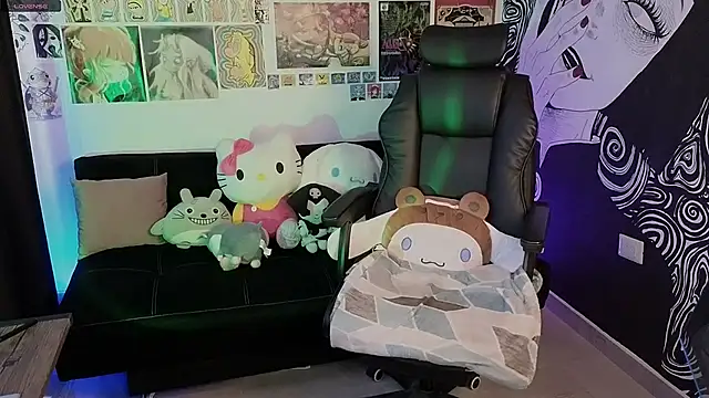 Snapshot of Yuhwan_ chatting on November 2025 07:23:02 PM Yuhwan online show from November 2025 07:23:02 PM