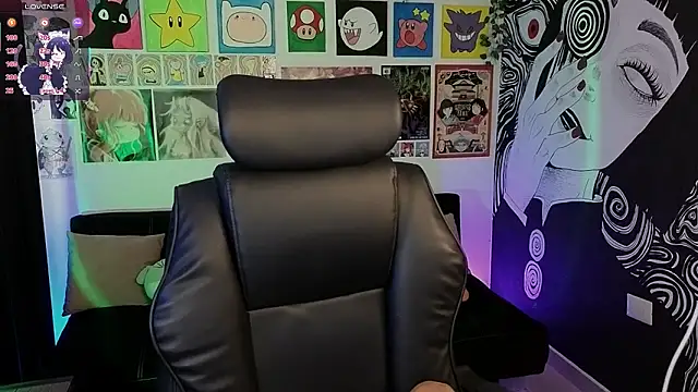 Snapshot of Yuhwan_ chatting on November 2025 05:48:01 PM Yuhwan online show from November 2025 05:48:01 PM