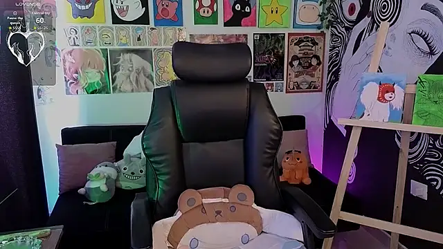 Yuhwan  online show from March 2026 06:25:02 PM