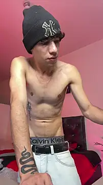 Snapshot of santiago_cutex chatting on November 2025 03:49:02 AM santiago cutex online show from November 2025 03:49:02 AM