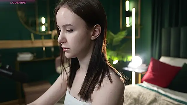 Snapshot of MarySparkle chatting on March 2026 04:40:02 AM MarySparkle online show from March 2026 04:40:02 AM