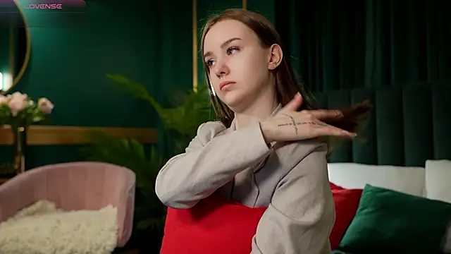 Snapshot of MarySparkle chatting on March 2026 04:17:02 AM MarySparkle online show from March 2026 04:17:02 AM