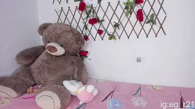 Snapshot of emma_grays2 chatting on October 2025 04:20:02 AM emma grays2 online show from October 2025 04:20:02 AM