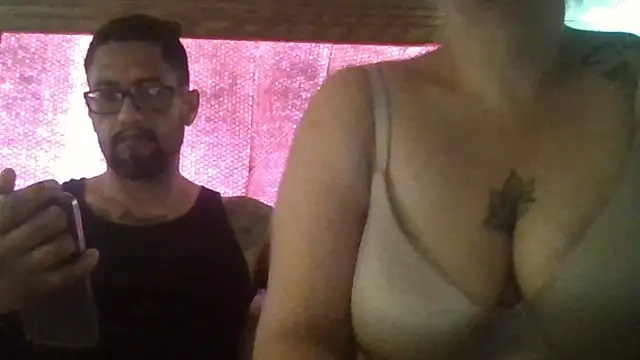 Snapshot of MacGomez24 chatting on April 2026 06:34:01 PM MacGomez24 online show from April 2026 06:34:01 PM