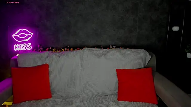 Snapshot of Agnes_Wells chatting on April 2026 01:11:02 AM Agnes Wells online show from April 2026 01:11:02 AM