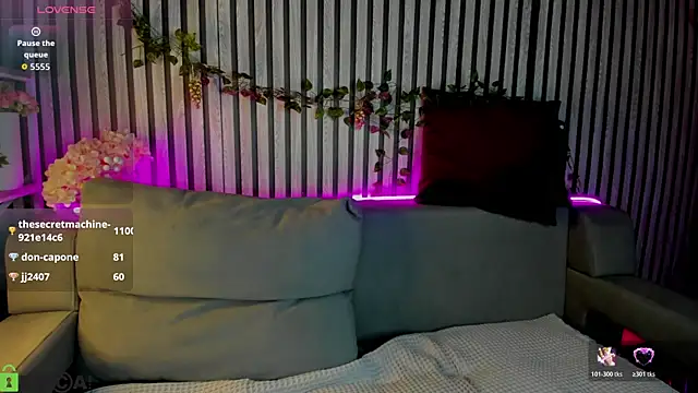 Snapshot of Casey_Sweeet chatting on February 2026 09:22:01 PM Casey Sweeet online show from February 2026 09:22:01 PM