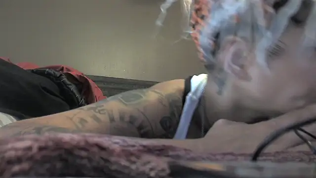 Snapshot of Flossee chatting on September 2025 11:39:02 PM Flossee online show from September 2025 11:39:02 PM