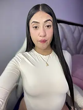 isabela l online show from January 2026 01:53:02 AM