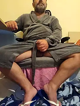 Nesch82 online show from March 2026 05:38:02 PM