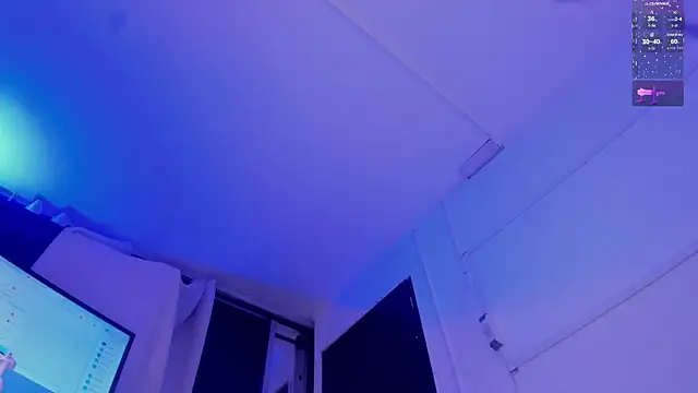 Snapshot of DollyMae_ chatting on October 2025 02:53:02 AM DollyMae online show from October 2025 02:53:02 AM