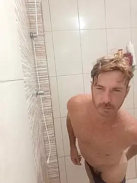 Snapshot of Loiroatv36 chatting on March 2026 10:57:02 PM Loiroatv36 online show from March 2026 10:57:02 PM