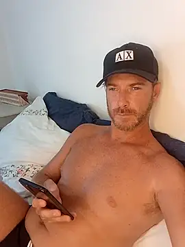 Snapshot of Loiroatv36 chatting on March 2026 01:01:01 PM Loiroatv36 online show from March 2026 01:01:01 PM