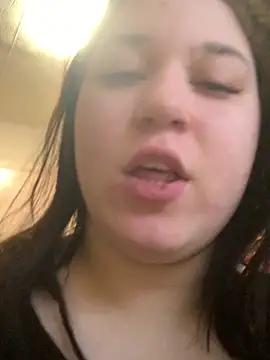 Kemeli008 online show from December 2025 12:02:02 PM