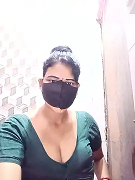 Snapshot of varnika chatting on April 2026 08:13:02 PM varnika online show from April 2026 08:13:02 PM